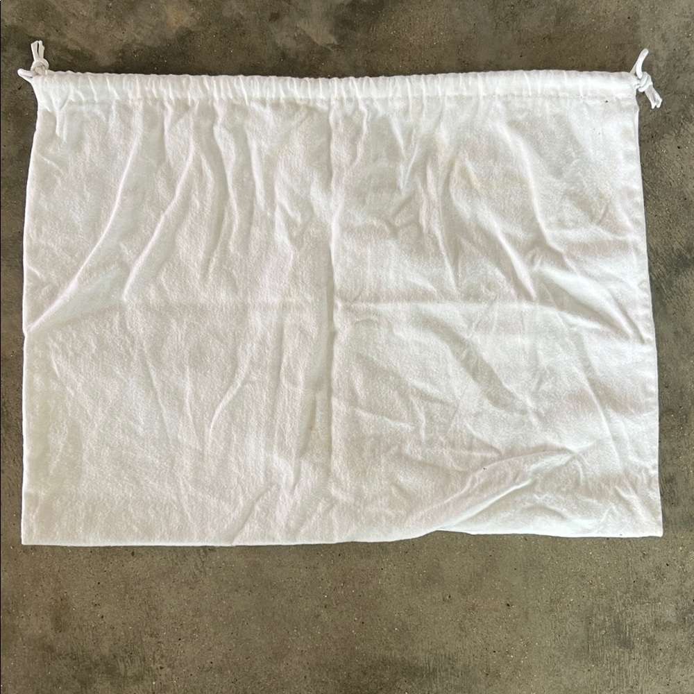 Authentic Versace White Logo Drawstring Storage Pouch - Picture 4 of 5